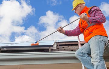 Muscoates soft wash roof cleaning